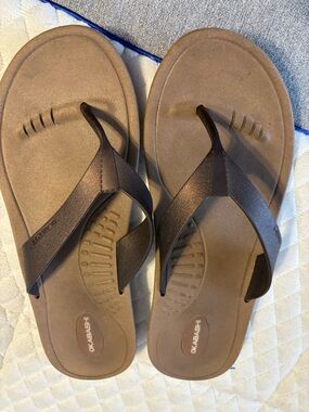 okabashi womens flip flops Large tan Sole bronze Strap